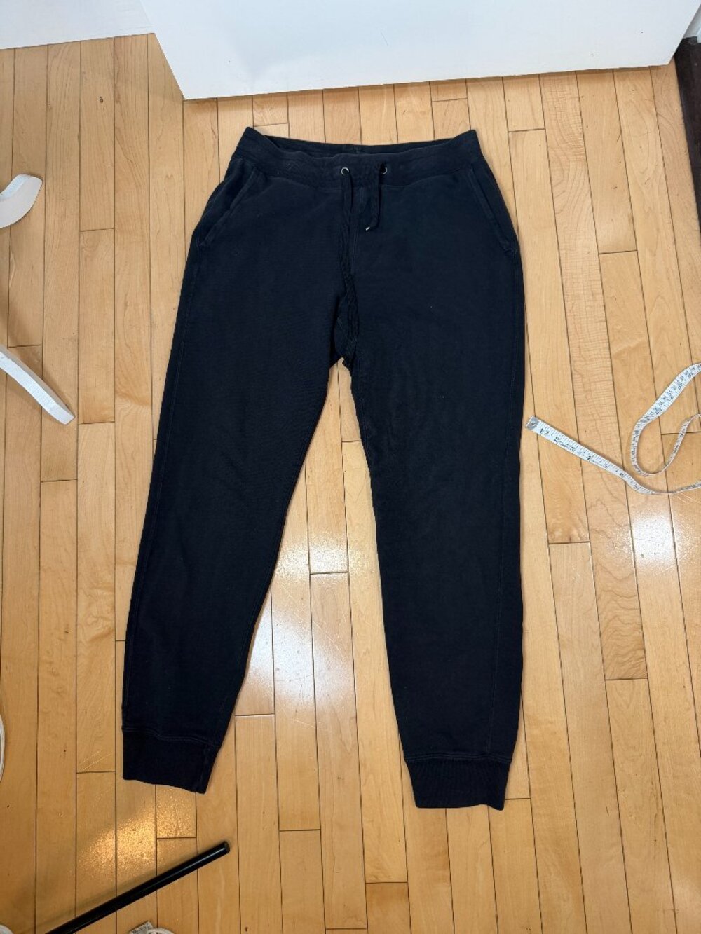 UNIQLO Men's Black Cotton Joggers Sweatpants Size Medium